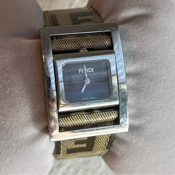 FENDI Reversible CANVAS Ladies Watch Fendi O main image 4